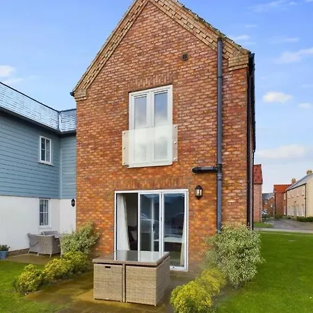 Sunrise Cottage With On-Site Swimming And Sauna Filey Exterior photo